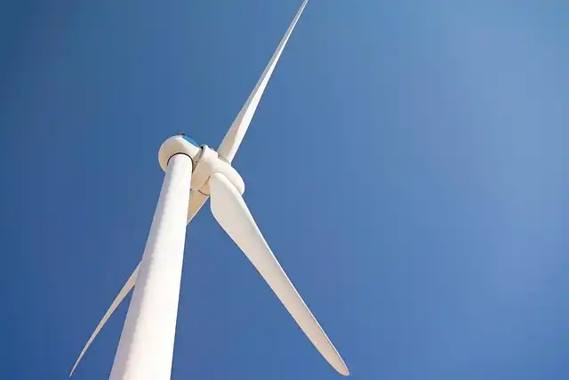 Oregon’s Green Energy Push: Tax Credits, Renewables & Challenges